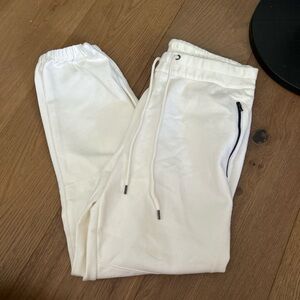 James Perse White Sweatpants with Relaxed Fit
